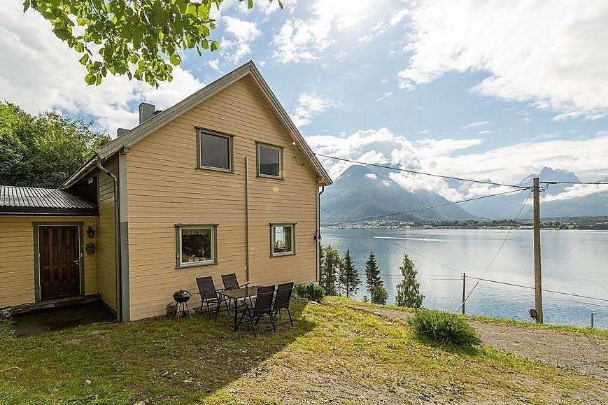 Tindelykke Villa Isfjorden Eksteriør billede